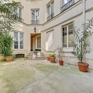 Charming & Cosy Flat In Heart Of Marais, 2min Walk To Art & Metier Museum Apartment Paris